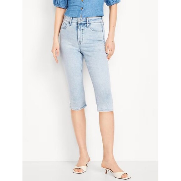 Old Navy Rockstar Slim Capri Jeans Womens 2 Blue Light Wash Stretch NEW - Picture 1 of 13